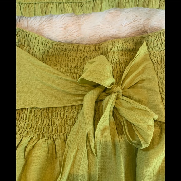 Fashion Nova Skirt/ Top Set - Picture 4 of 10